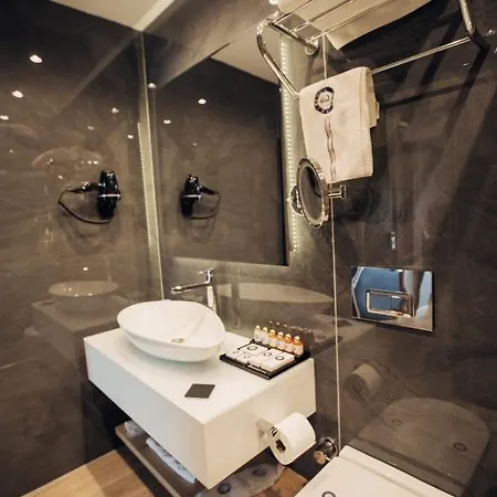 Marina Boutique Ören