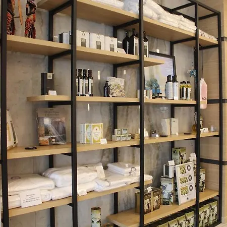 Marina Boutique