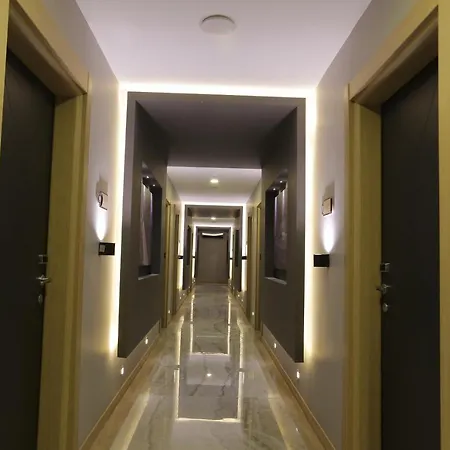 Marina Boutique 2*